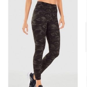 Fabletics size M High-Waisted PowerHold® 7/8